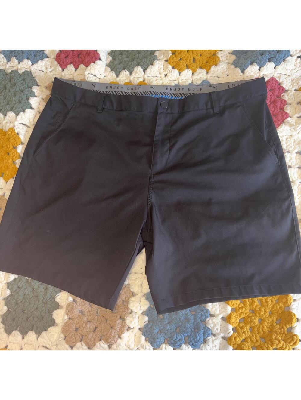 Puma Enjoy Golf Non Slip Waistband Black Stretch Golf or casual Shorts Size 42 - Picture 3 of 6